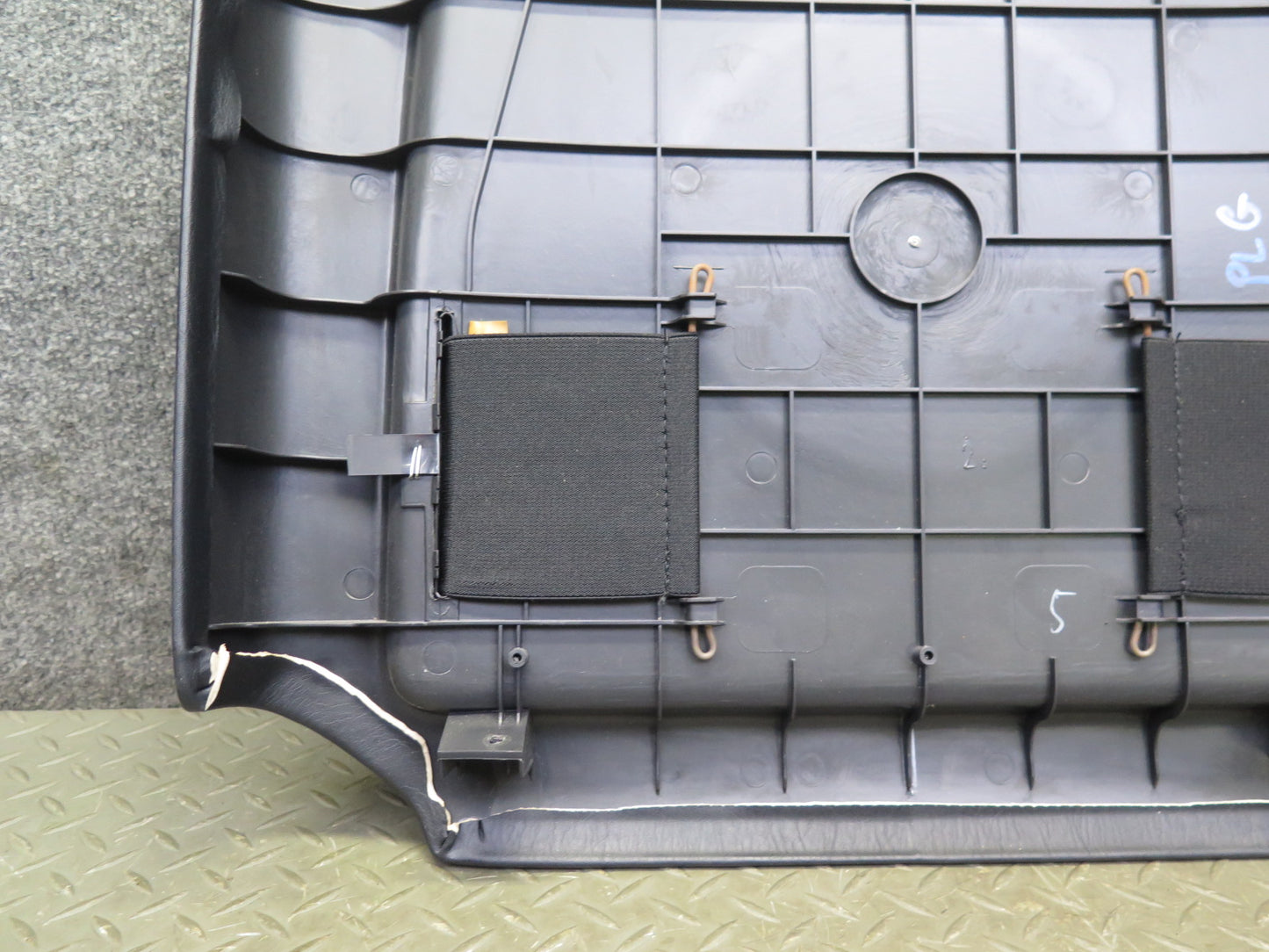 98-05 Lexus GS300 GS430 GS400 Front Left Seat Back Trim Cover Panel Black OEM