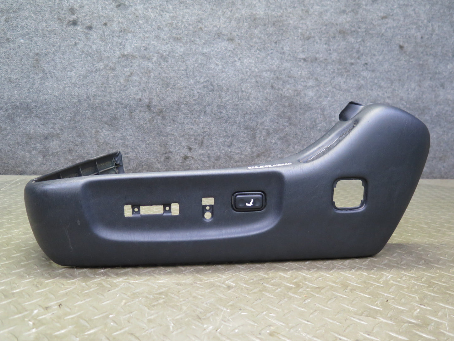 03-05 Lexus UZS161L GS430 Front Left Seat Trim Cover Panel w Switch Black OEM