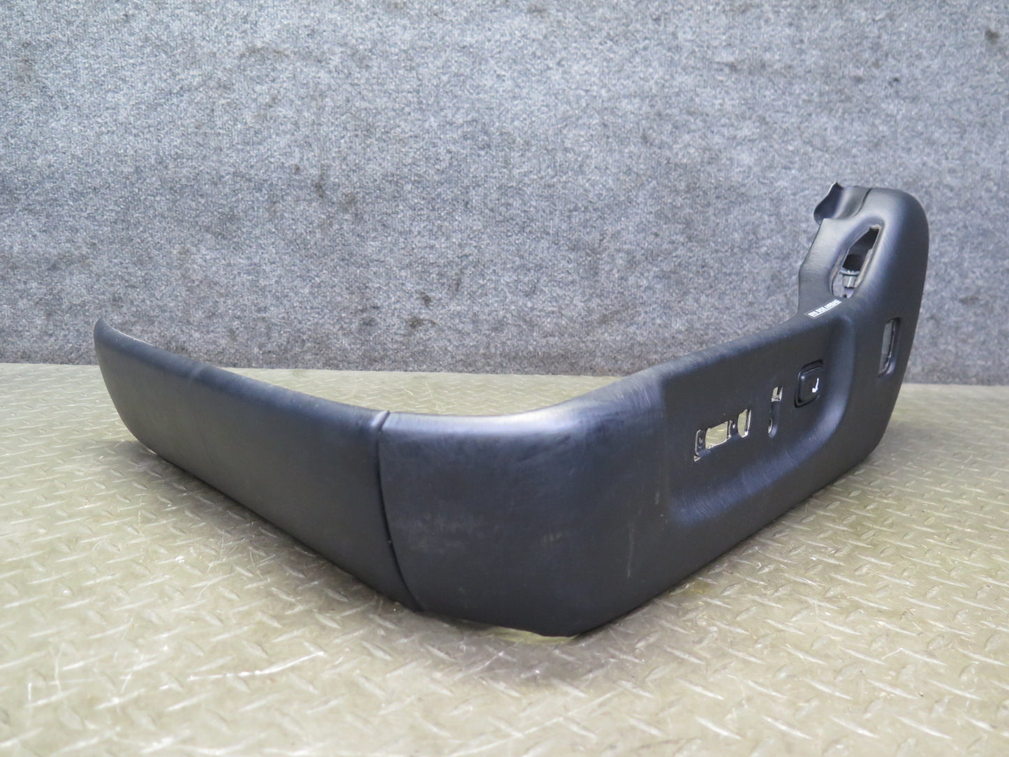 03-05 Lexus UZS161L GS430 Front Left Seat Trim Cover Panel w Switch Black OEM