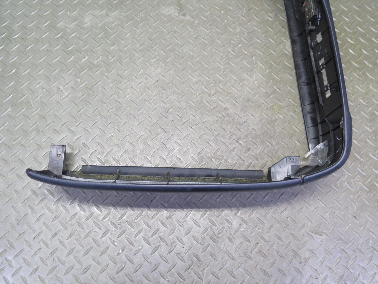 03-05 Lexus UZS161L GS430 Front Left Seat Trim Cover Panel w Switch Black OEM