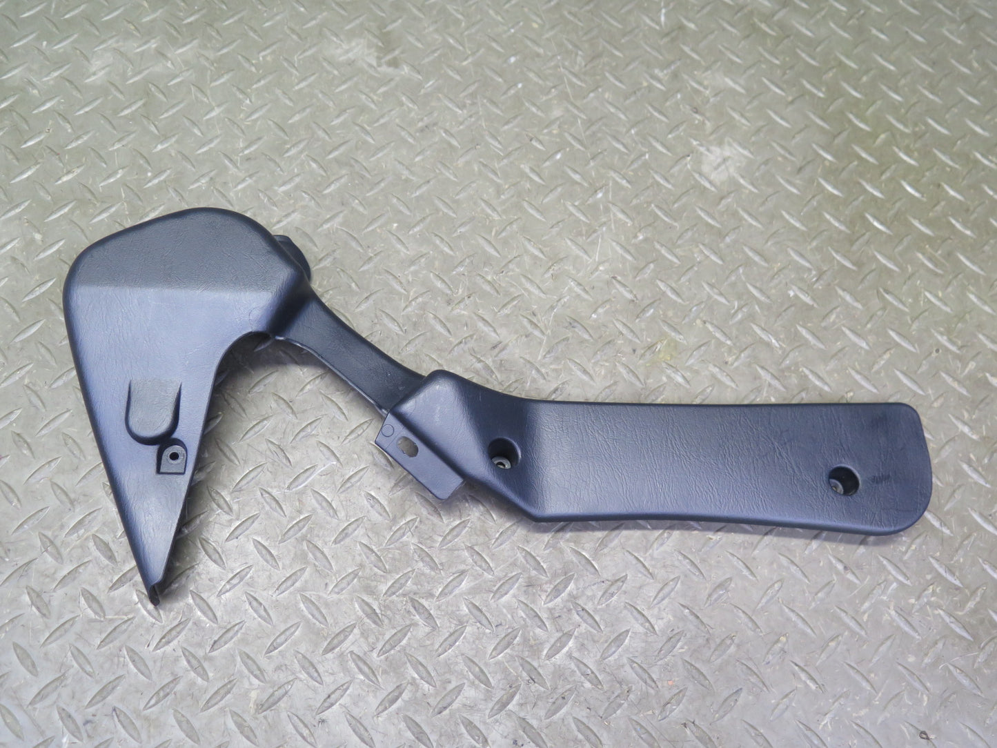 03-05 Lexus UZS161L GS430 Front Left Seat Trim Cover Panel Black OEM