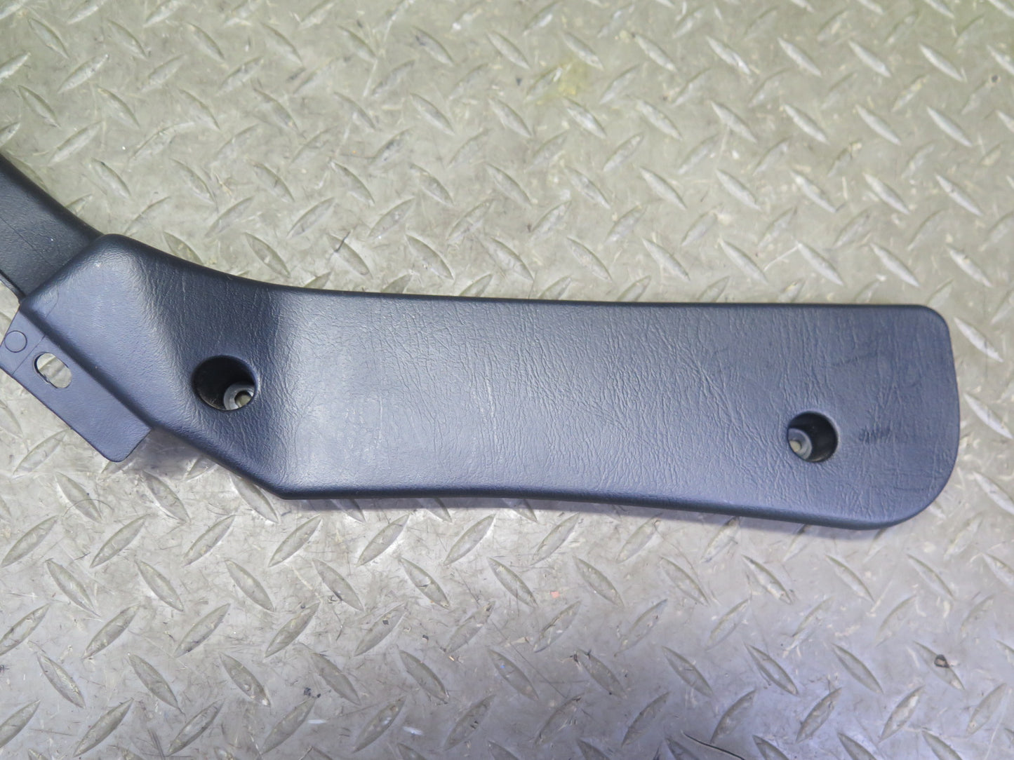 03-05 Lexus UZS161L GS430 Front Left Seat Trim Cover Panel Black OEM