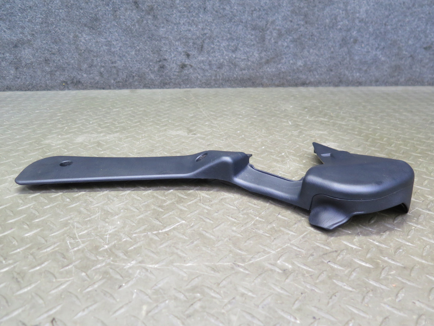 03-05 Lexus UZS161L GS430 Front Left Seat Trim Cover Panel Black OEM