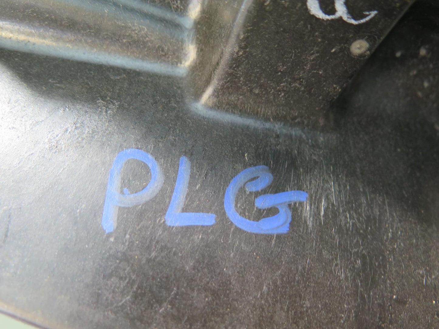 98-05 Lexus UZS161L GS430 GS300 GS400 Battery Tray Base Holder Bracket Set OEM