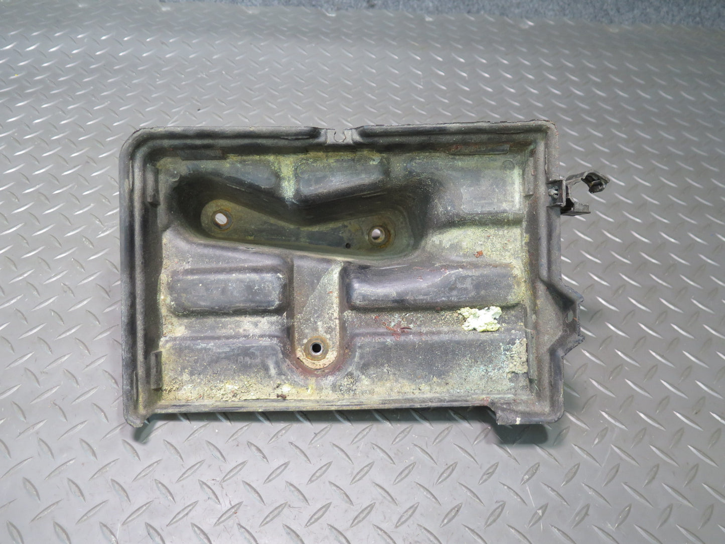 98-05 Lexus UZS161L GS430 GS300 GS400 Battery Tray Base Holder Bracket Set OEM