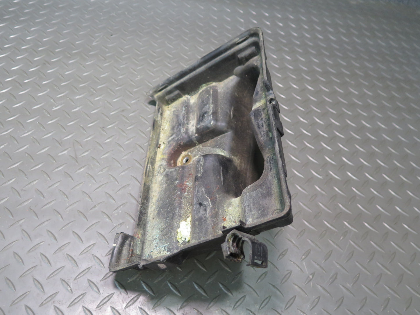 98-05 Lexus UZS161L GS430 GS300 GS400 Battery Tray Base Holder Bracket Set OEM