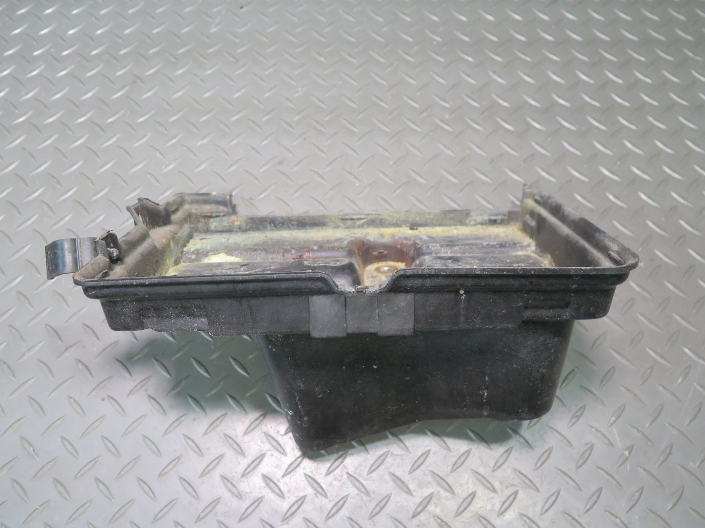 98-05 Lexus UZS161L GS430 GS300 GS400 Battery Tray Base Holder Bracket Set OEM