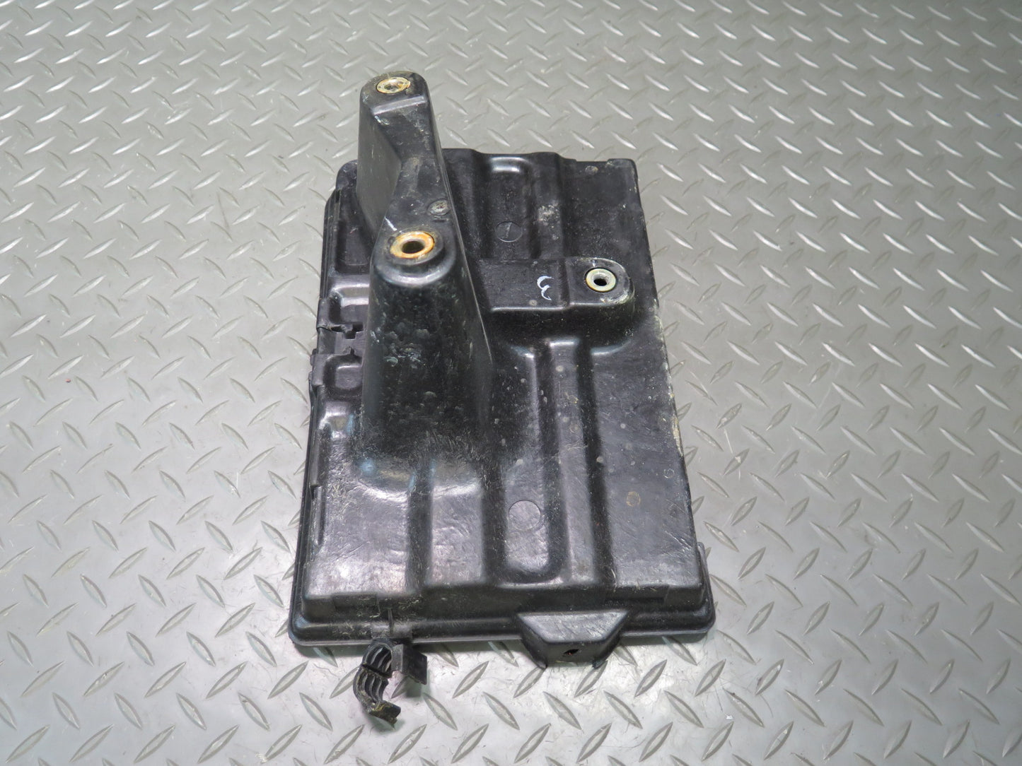 98-05 Lexus UZS161L GS430 GS300 GS400 Battery Tray Base Holder Bracket Set OEM