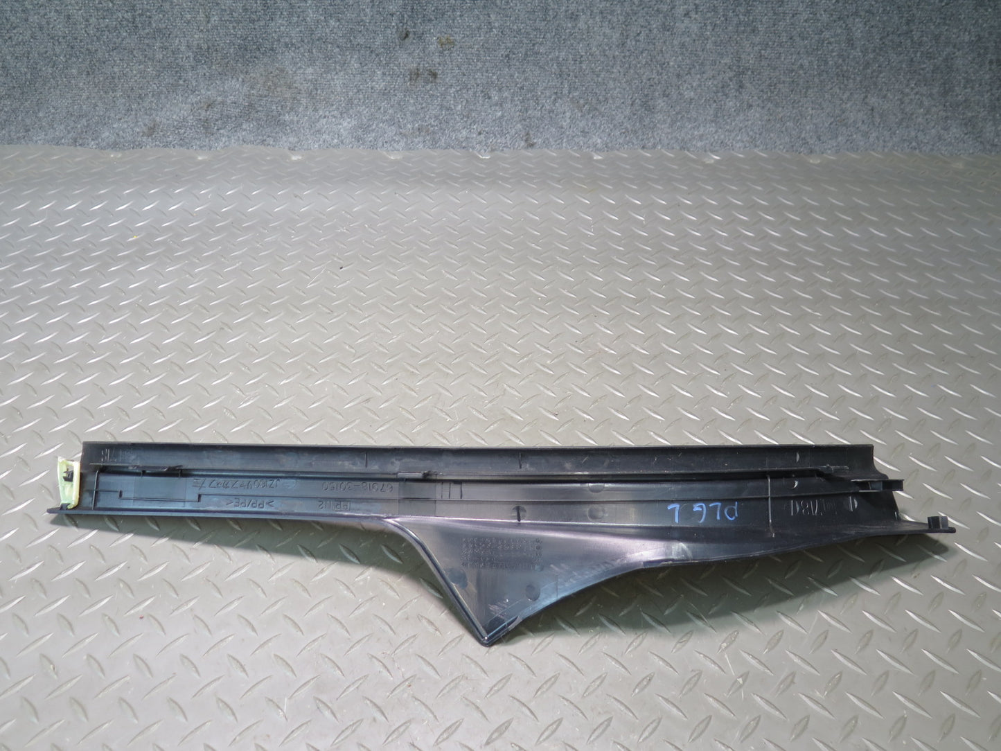 98-05 Lexus UZS161L GS430 Rear Left Door Scuff Sill Plate Trim Cover Black OEM