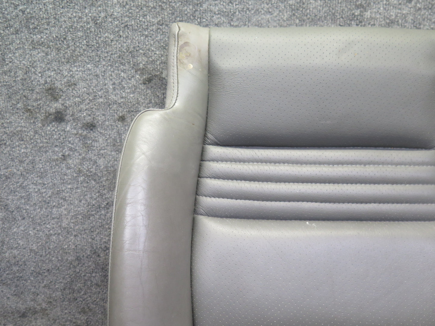 1999-2000 Porsche 911 996 Front Right Seat Lower Leather Cushion Gray