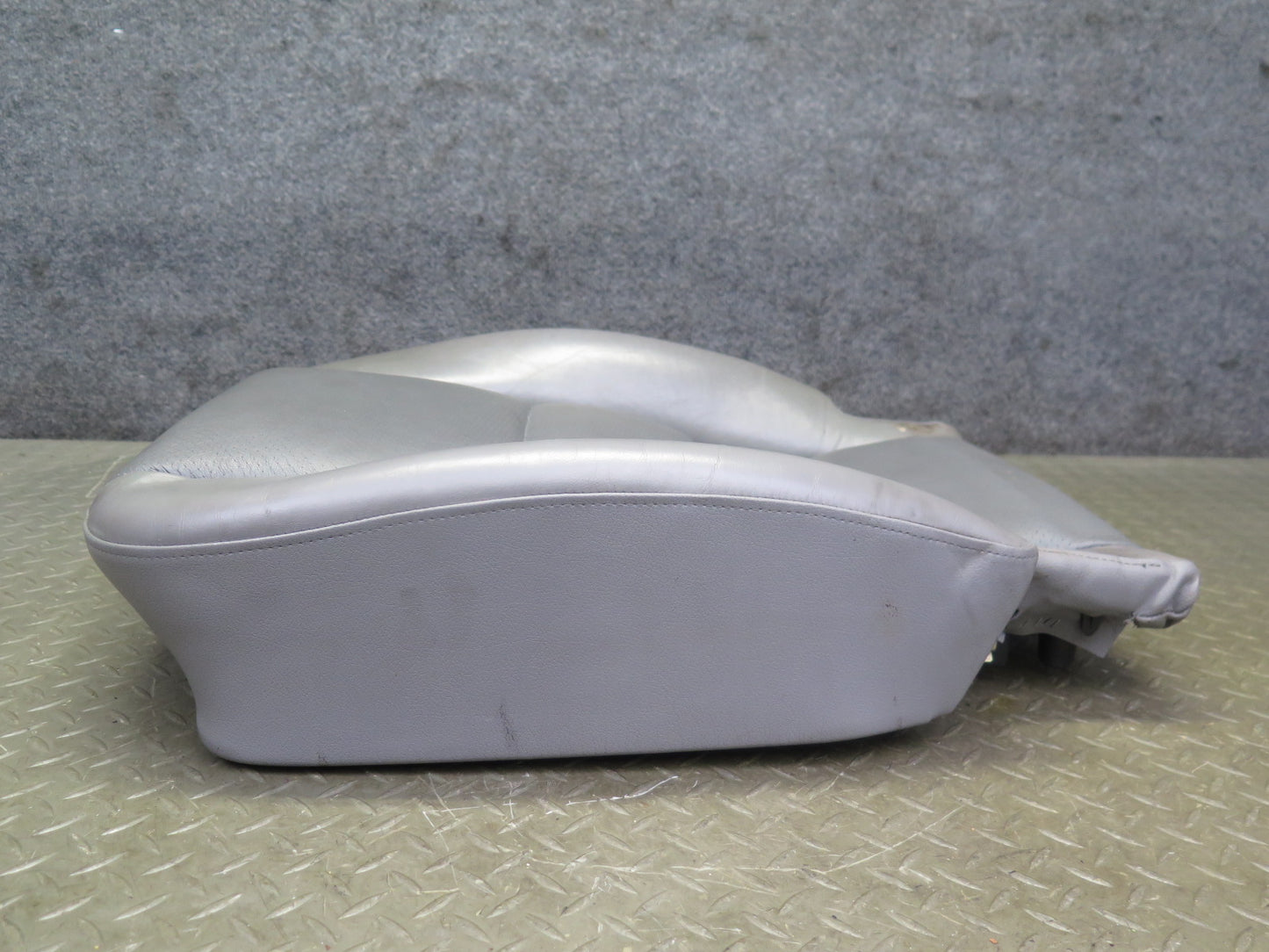 1999-2000 Porsche 911 996 Front Right Seat Lower Leather Cushion Gray