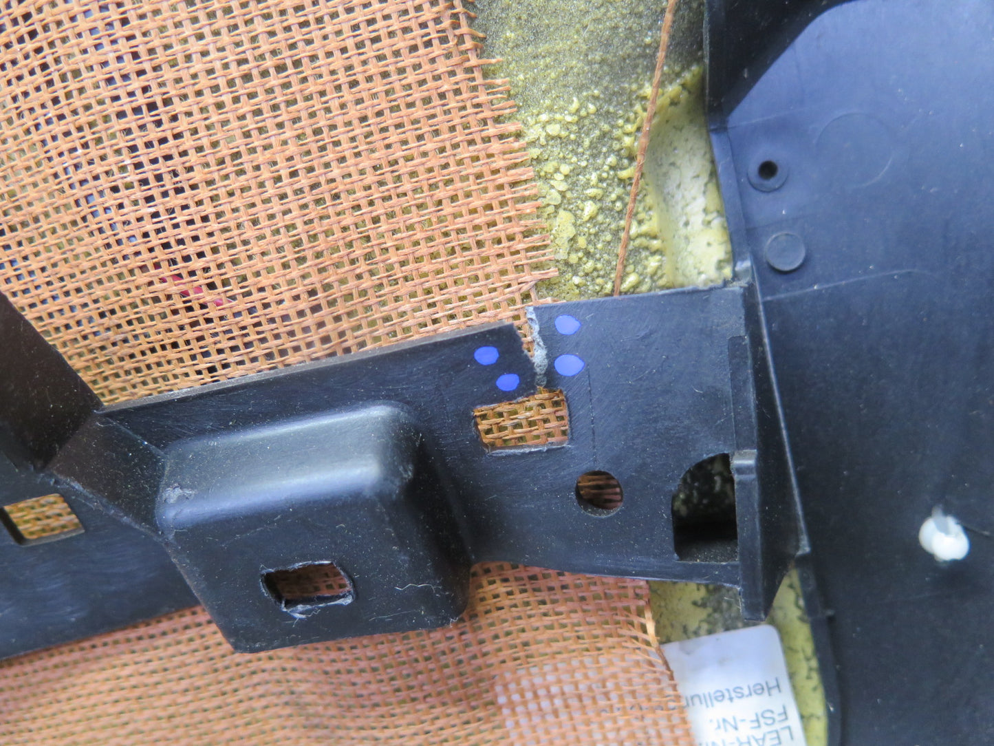 1999-2000 Porsche 911 996 Front Right Seat Lower Leather Cushion Gray