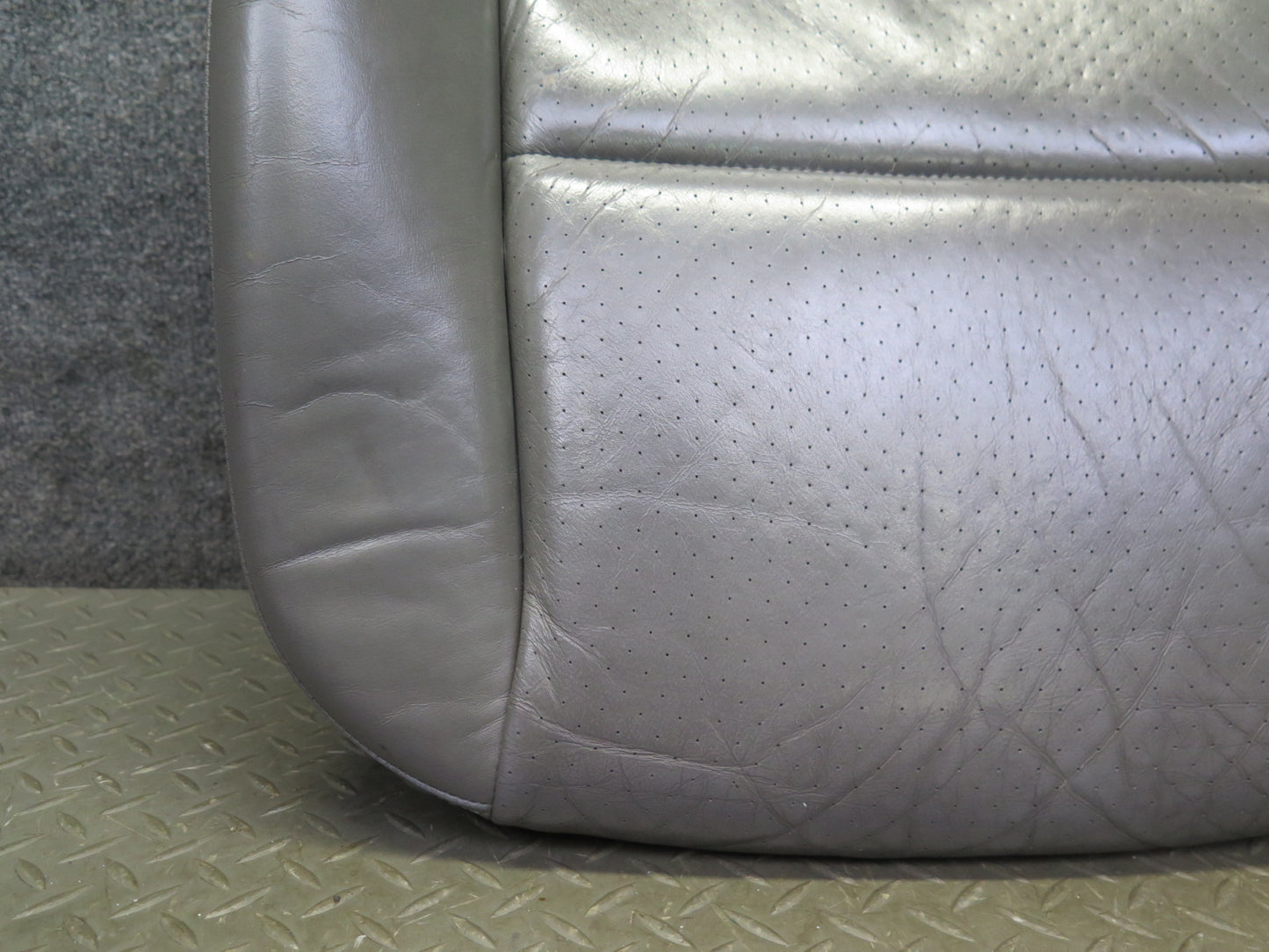 1999-2000 Porsche 911 996 Front Left Seat Lower Leather Cushion Gray