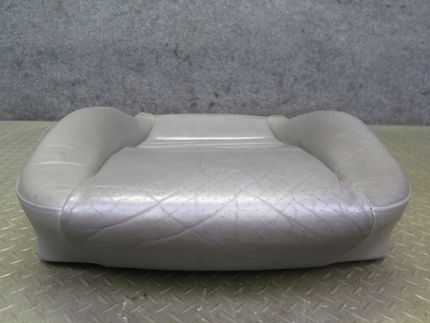 1999-2000 Porsche 911 996 Front Left Seat Lower Leather Cushion Gray