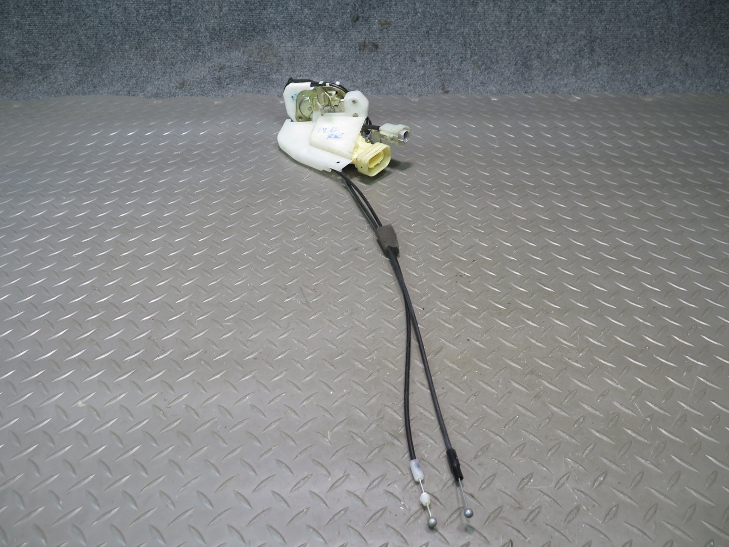 98-05 Lexus GS300 GS400 GS430 UZS161L Rear Right Door Lock Latch Actuator OEM