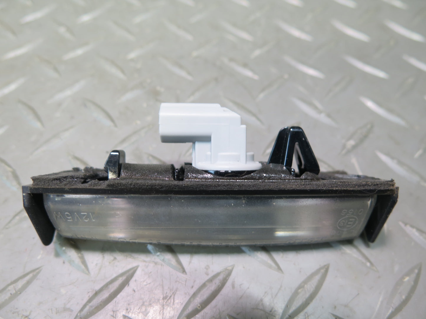 01-05 Lexus GS300 GS430 Rear Trunk Lid License Plate Light Lamp Set OEM