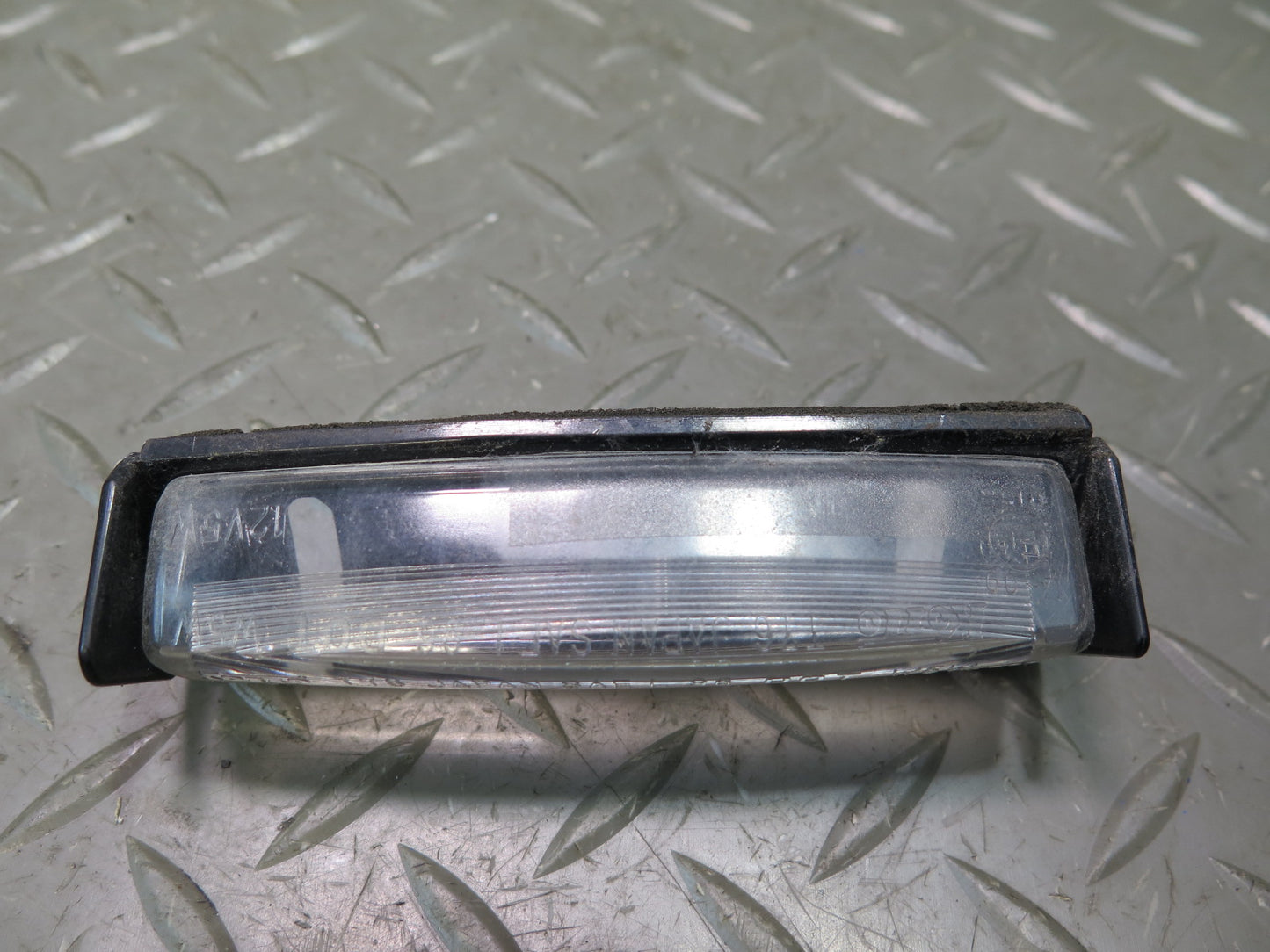 01-05 Lexus GS300 GS430 Rear Trunk Lid License Plate Light Lamp Set OEM