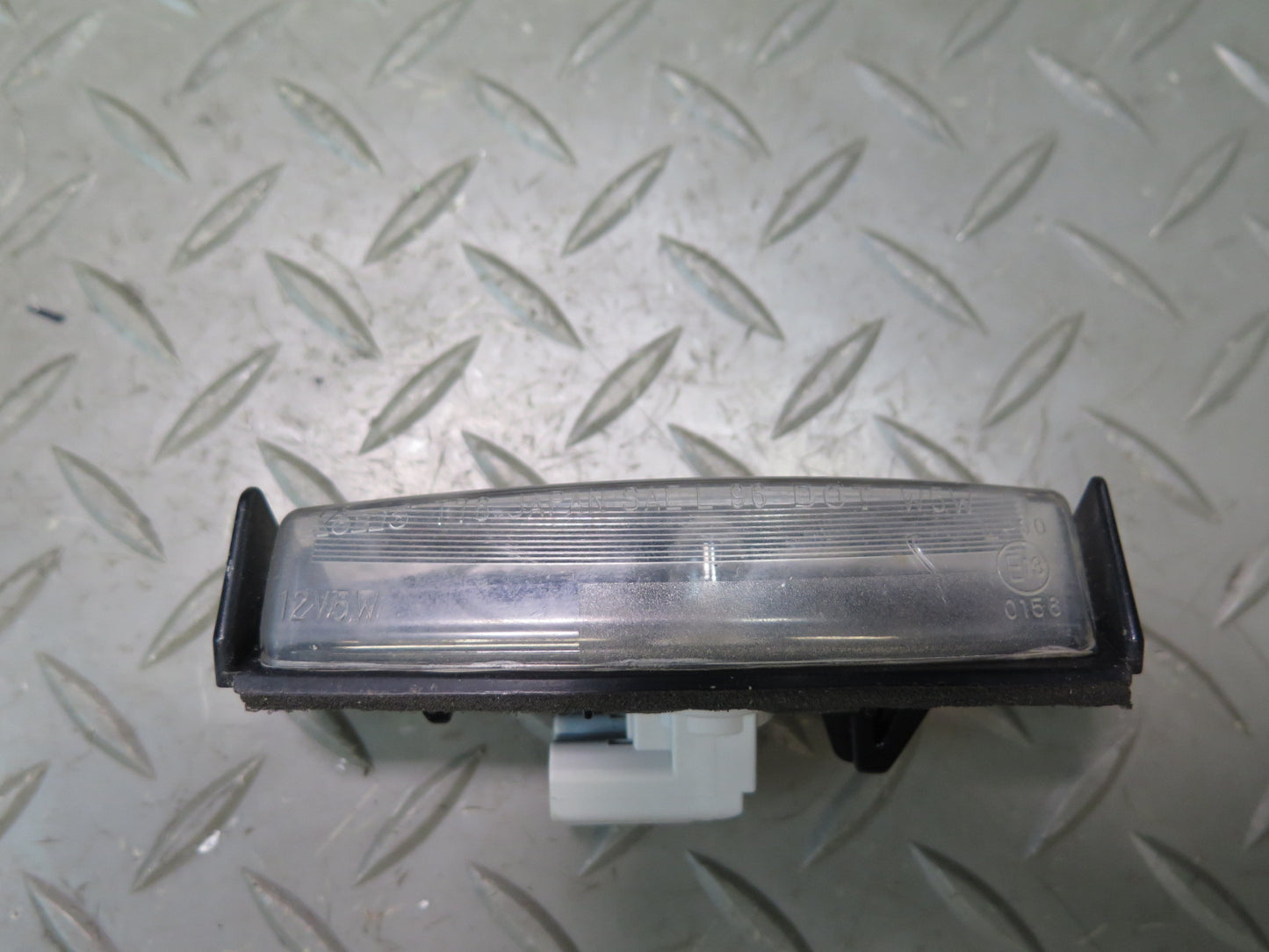01-05 Lexus GS300 GS430 Rear Trunk Lid License Plate Light Lamp Set OEM