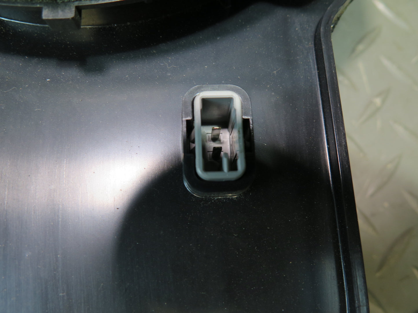 01-05 Lexus UZS161L GS300 GS430 Set of 2 Mark Levinson Front Door Speaker OEM