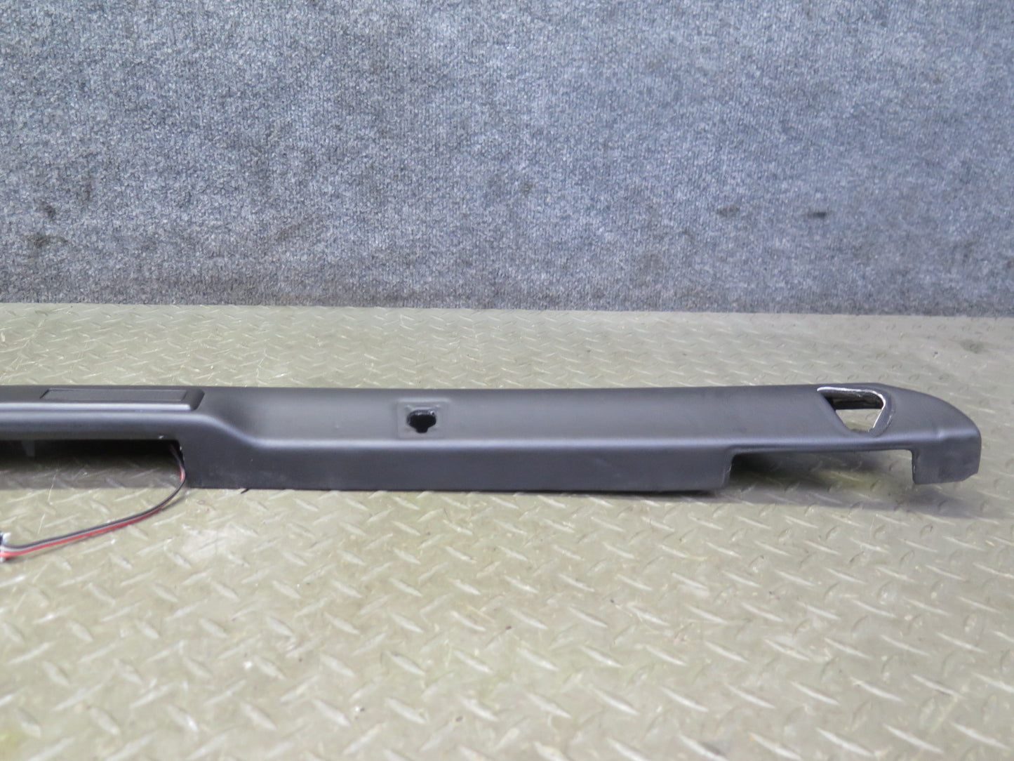 2004-2009 Cadillac XLR Front Dashboard Upper Trim Cover Panel 10352598