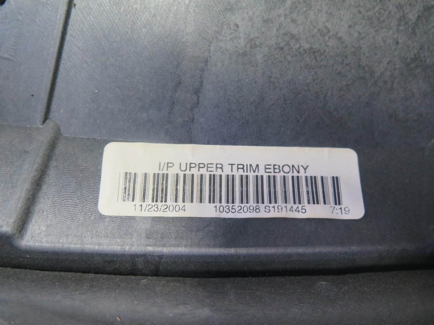 2004-2008 Cadillac XLR Dashboard Upper Cover Trim Panel Black 10352098