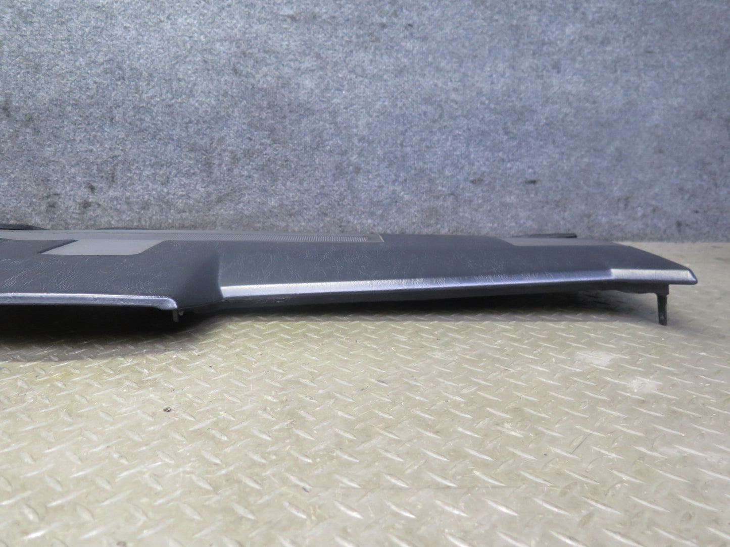 2004-2008 Cadillac XLR Dashboard Upper Cover Trim Panel Black 10352098