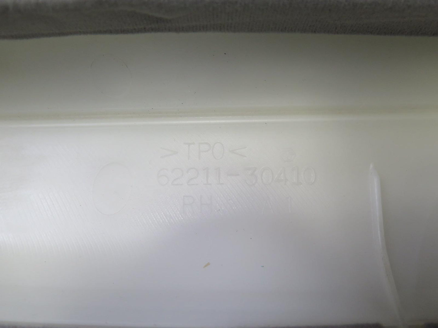 01-05 Lexus UZS161L GS300 GS430 Set of 2 Front Interior A Pillar Trim Panel OEM