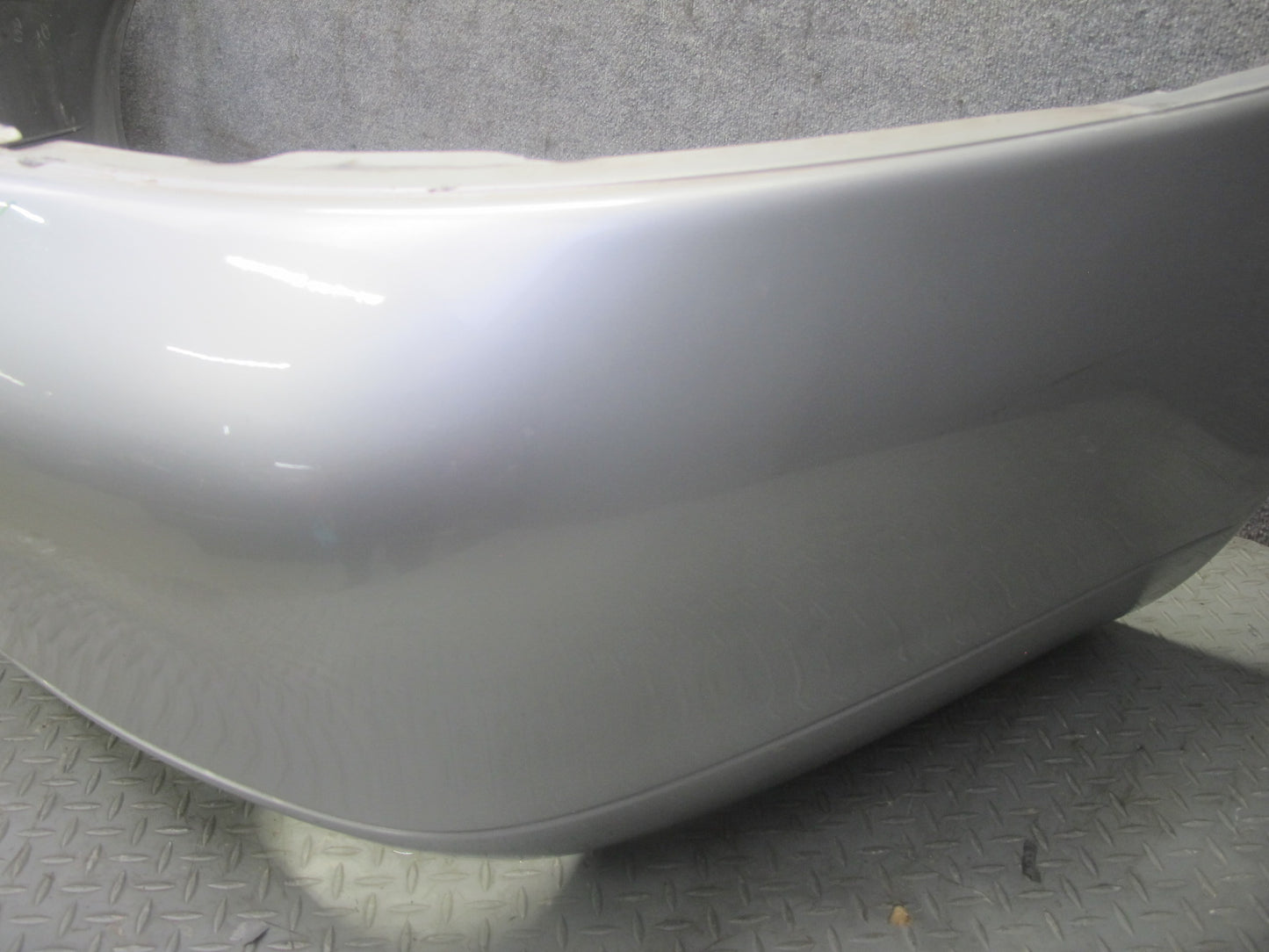 1999-2001 Porsche 911 996 Rear Bumper Cover Arctic Silver 99650521101