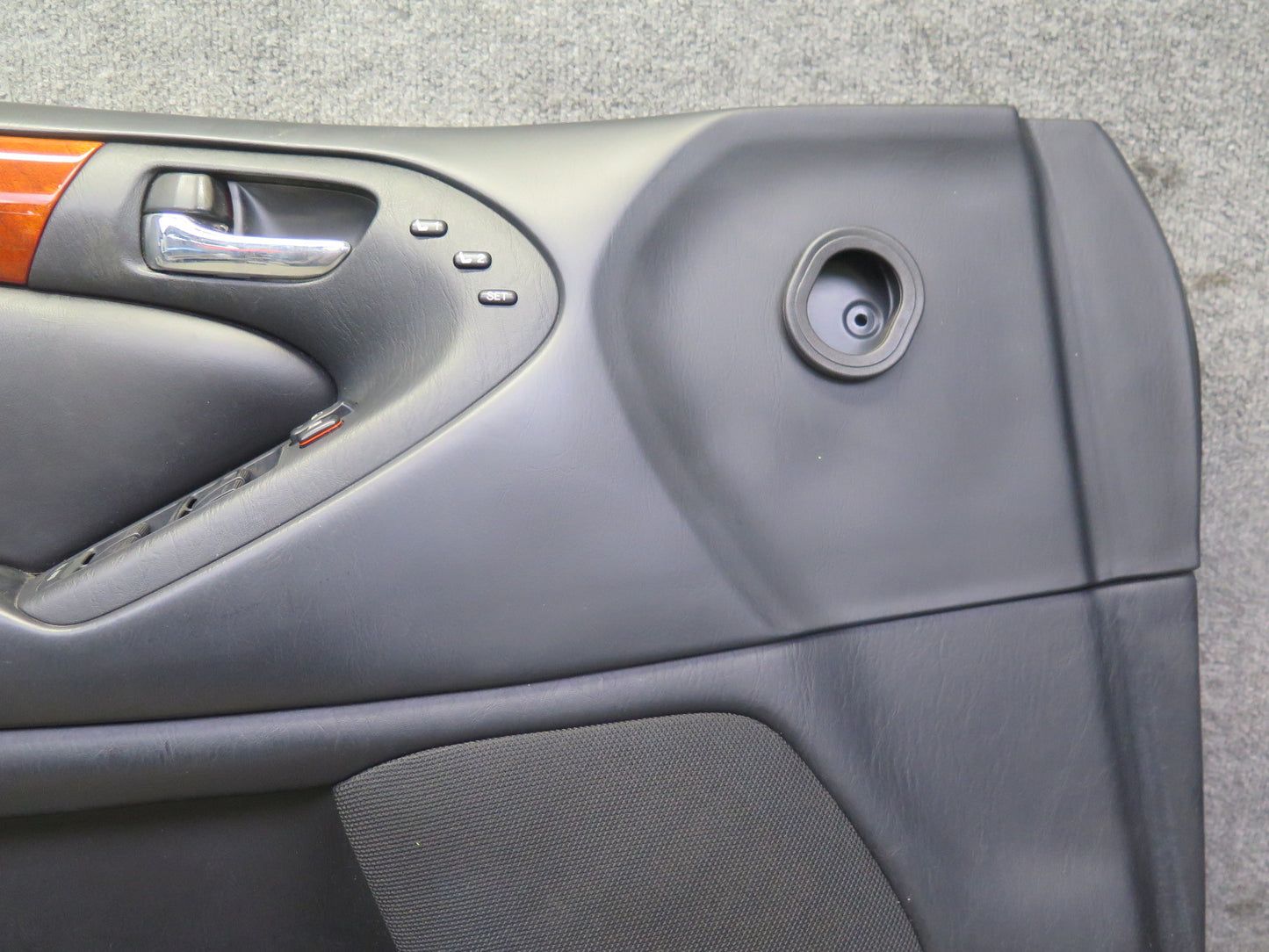 03-05 Lexus UZS161L GS300 GS430 Set of 2 Front Door Interior Trim Panel OEM