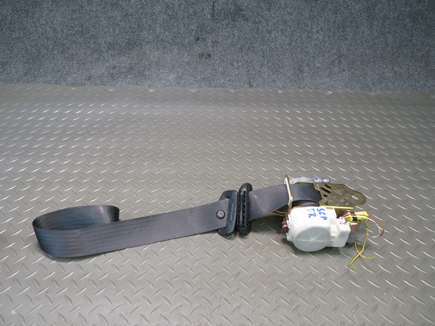 02-08 LEXUS SC430 Z40 FRONT LEFT & RIGHT SIDE SEATBELT RETRACTOR SET OEM