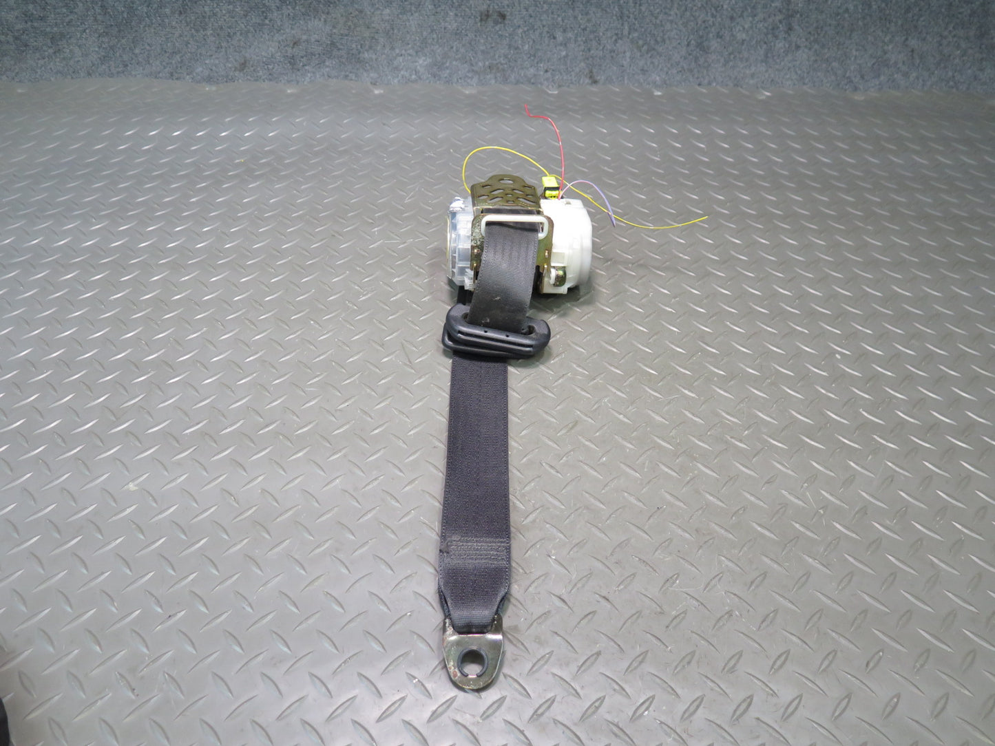 02-08 LEXUS SC430 Z40 FRONT LEFT & RIGHT SIDE SEATBELT RETRACTOR SET OEM