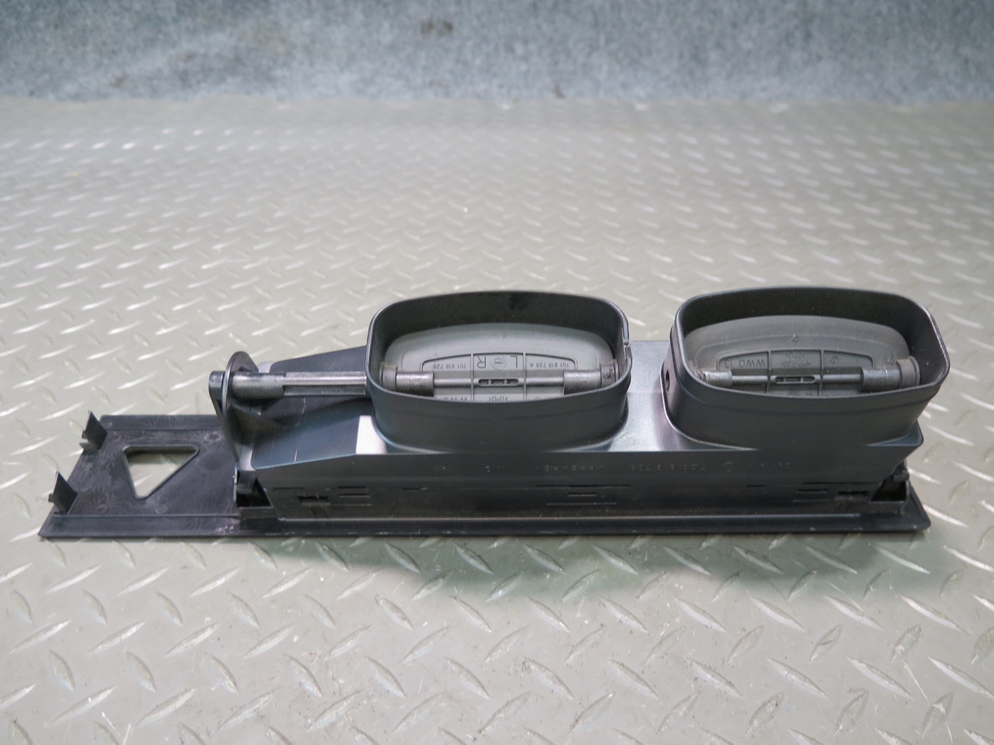 99-03 VW Eurovan T4 Set of 3 Dash Front Left Center Right Air Vent OEM