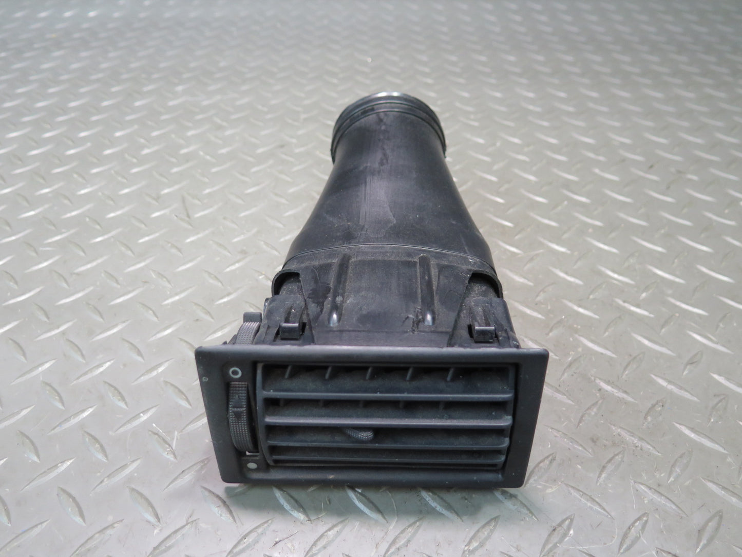 99-03 VW Eurovan T4 Set of 3 Dash Front Left Center Right Air Vent OEM