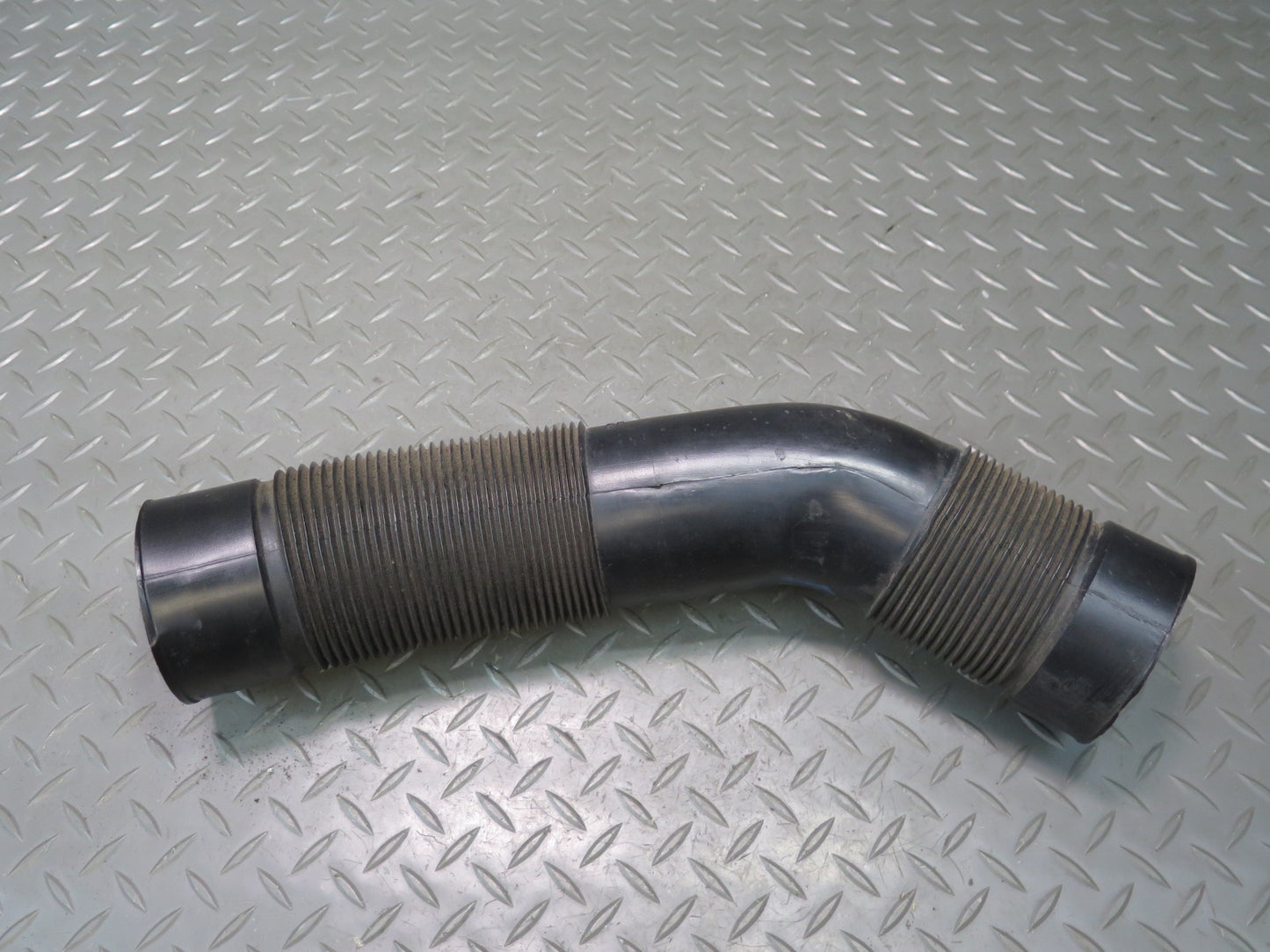 1998 Mercedes R129 SL500 Set of 2 Left & Right Air Intake Hose Line OEM