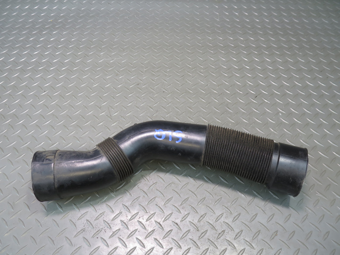 1998 Mercedes R129 SL500 Set of 2 Left & Right Air Intake Hose Line OEM