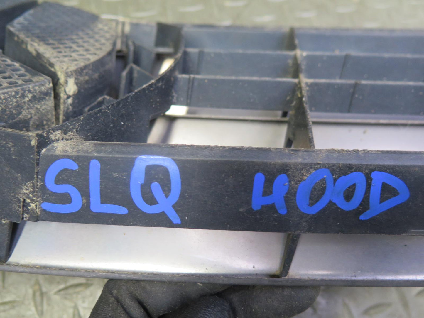 94-02 Mercedes R129 Sl-class Front Hood Radiator Grille w Emblem OEM