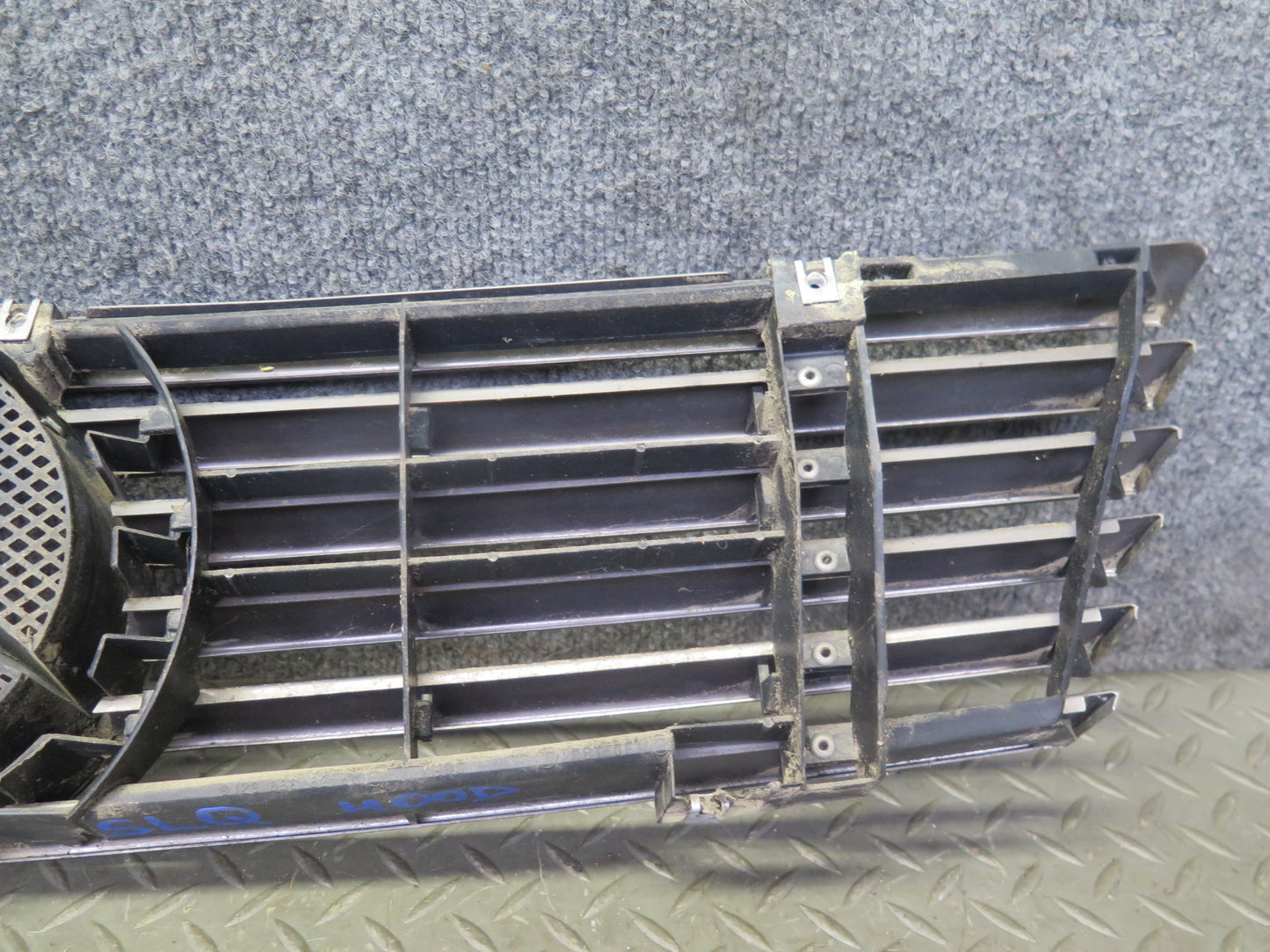 94-02 Mercedes R129 Sl-class Front Hood Radiator Grille w Emblem OEM