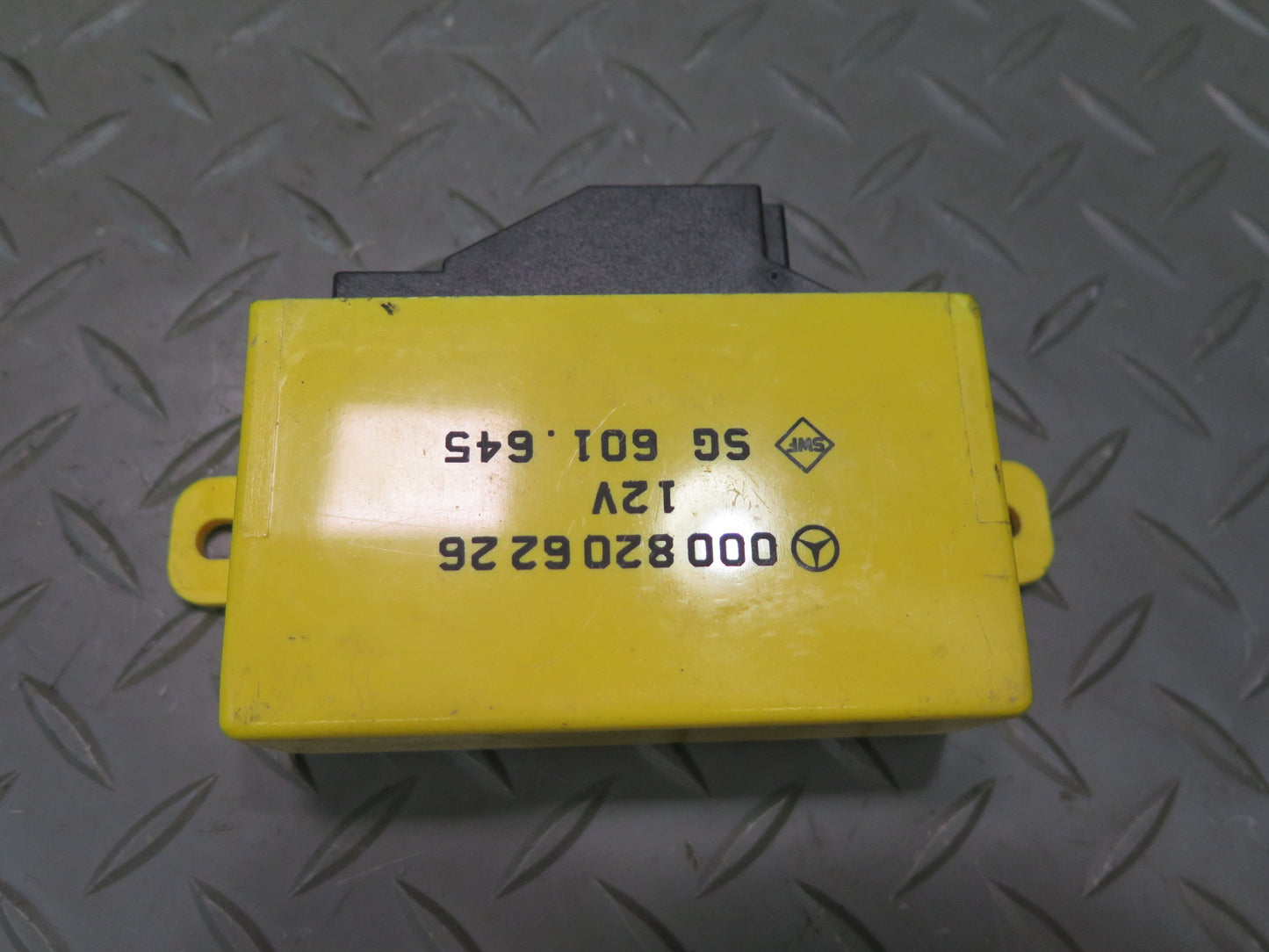 94-02 Mercedes R129 Sl-class Heated Seat Heater Control Module 0008206226 OEM