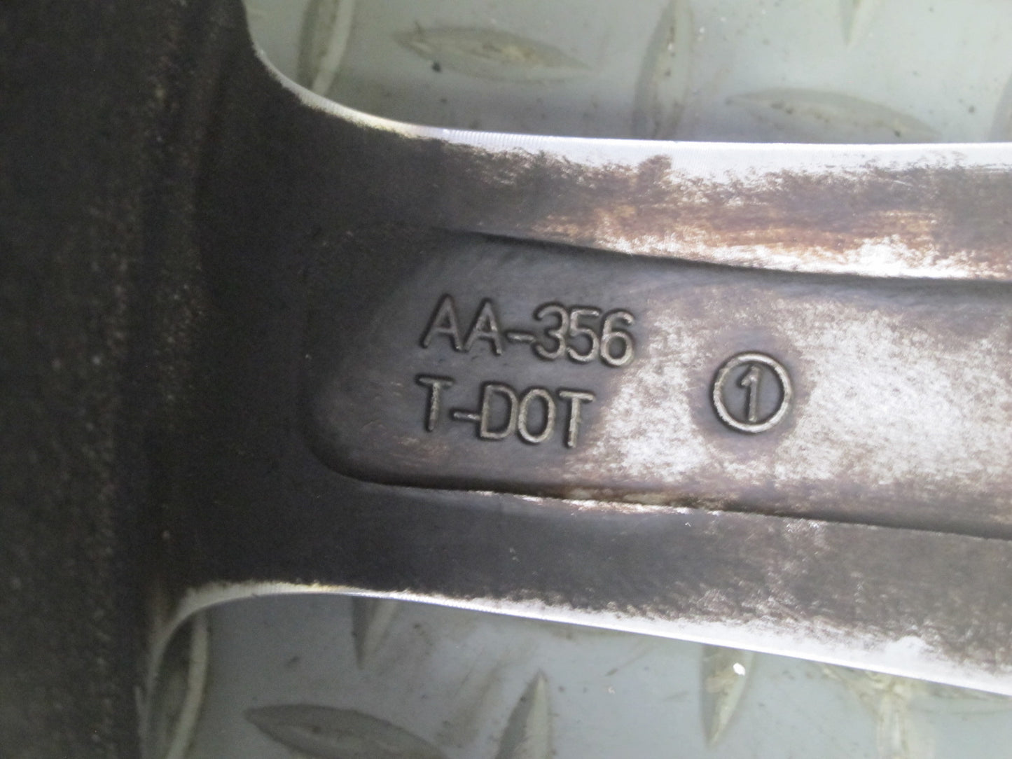 2004-2008 Cadillac XLR R18 18" 7-SPOKE Alloy Wheel Rim 18X8J ET61 Set of 4