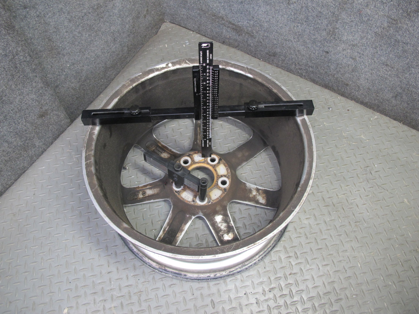 2004-2008 Cadillac XLR R18 18" 7-SPOKE Alloy Wheel Rim 18X8J ET61 Set of 4