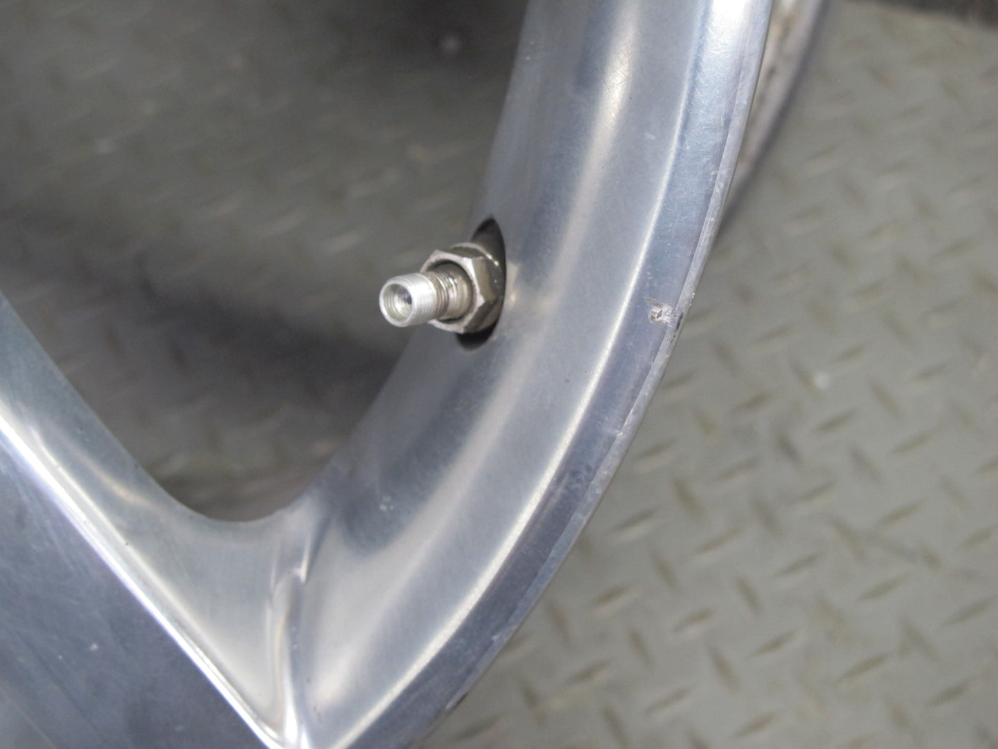 2004-2008 Cadillac XLR R18 18" 7-SPOKE Alloy Wheel Rim 18X8J ET61 Set of 4