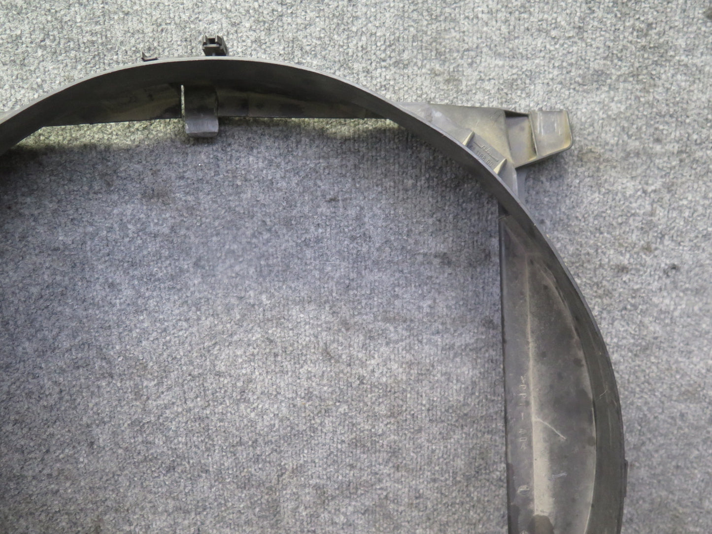 1998 Mercedes R129 SL500 Engine Radiator Fan Shroud 1295000155 OEM