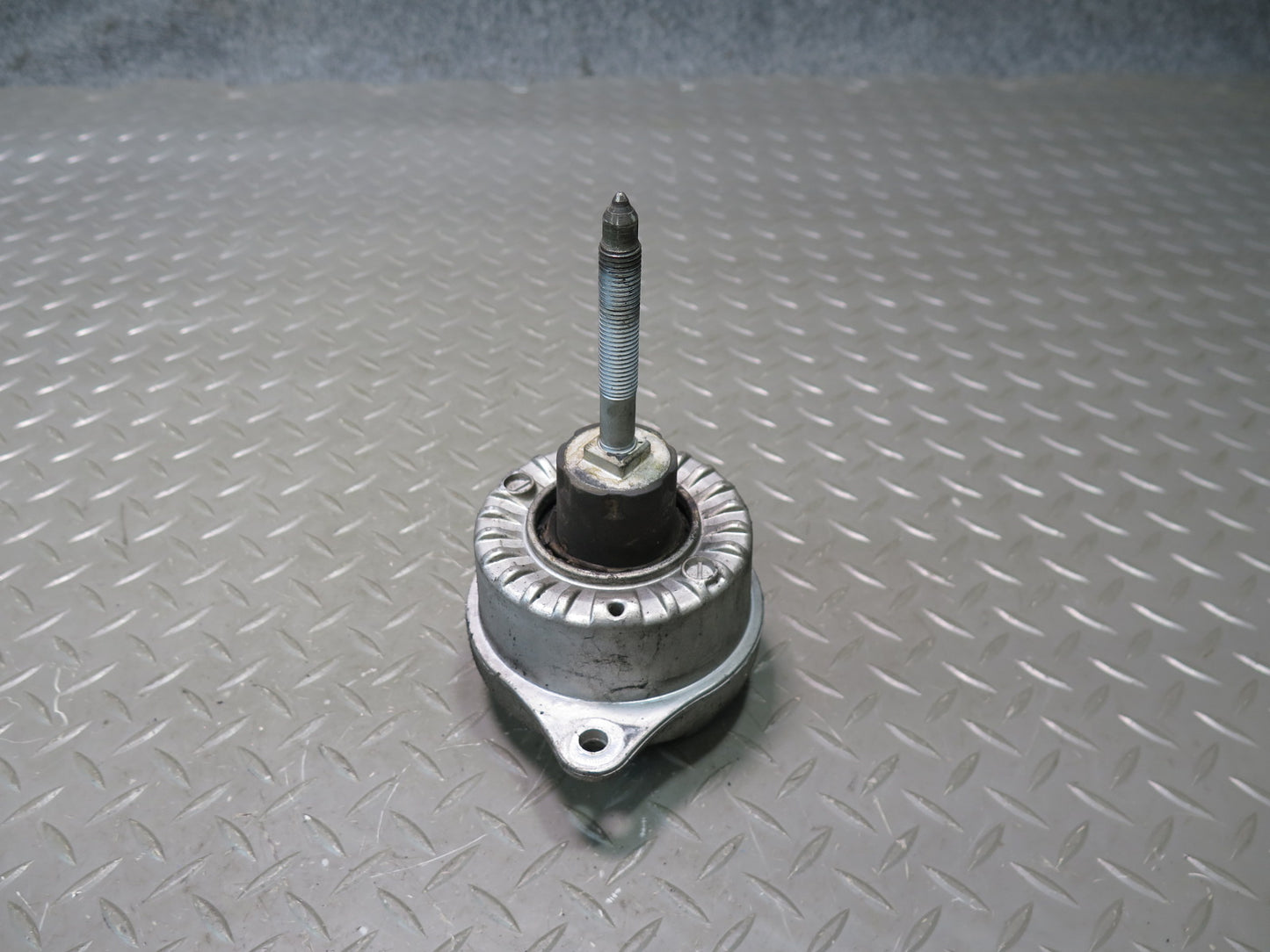 1999-2004 Porsche 911 Carrera 996 Engine Motor Left & Right Side Mount Set