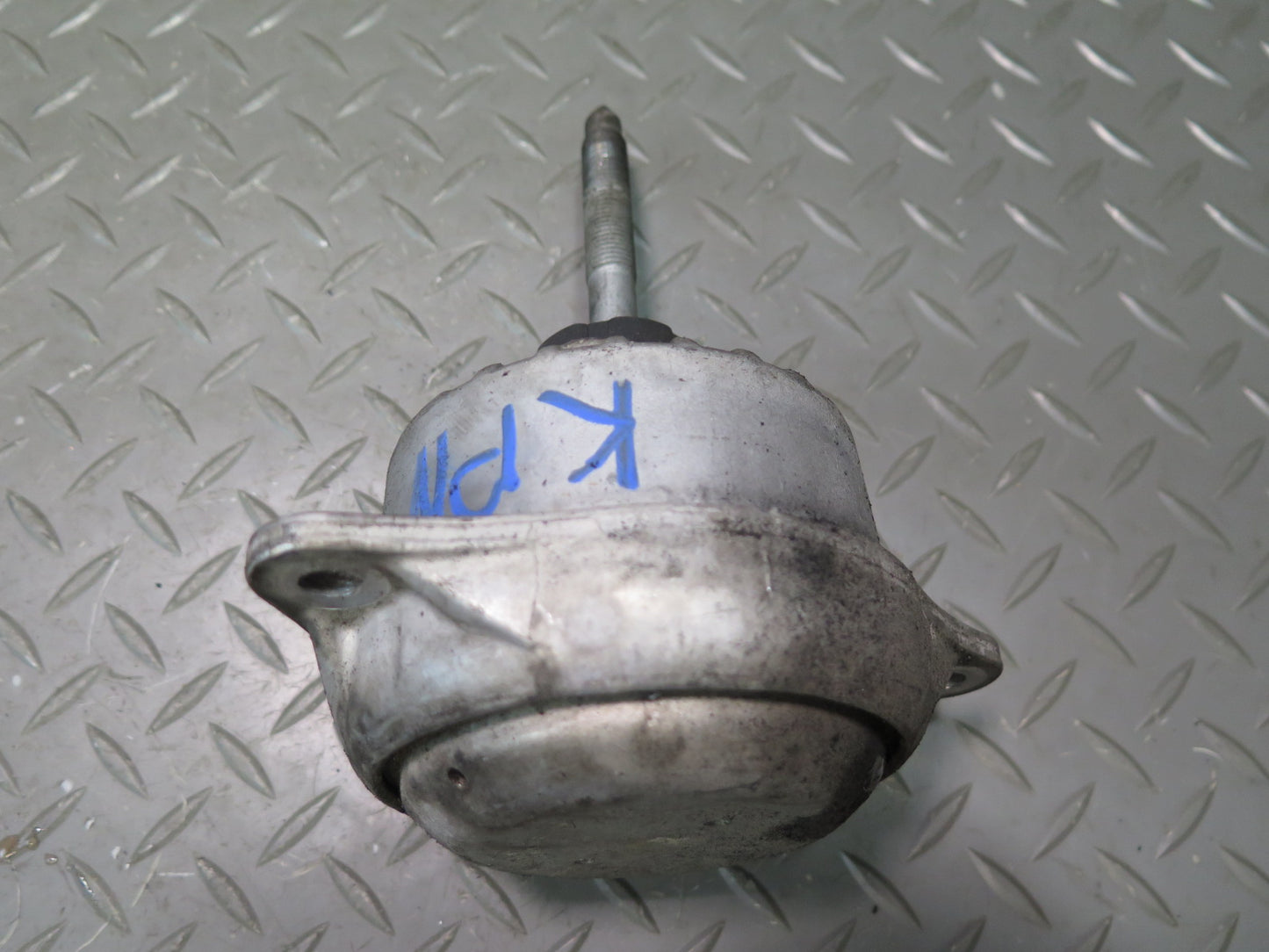 1999-2004 Porsche 911 Carrera 996 Engine Motor Left & Right Side Mount Set