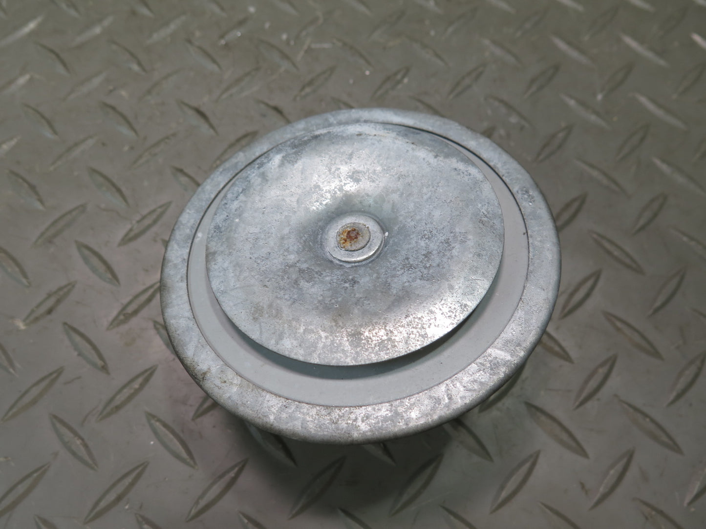 1999-2004 Porsche 911 996 Anti Theft Alarm Horn Siren