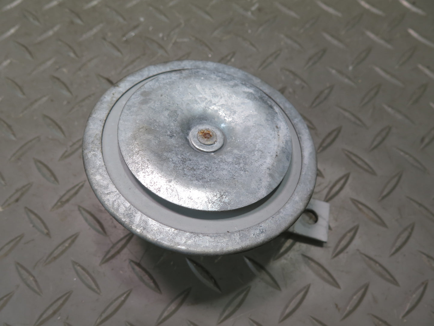 1999-2004 Porsche 911 996 Anti Theft Alarm Horn Siren