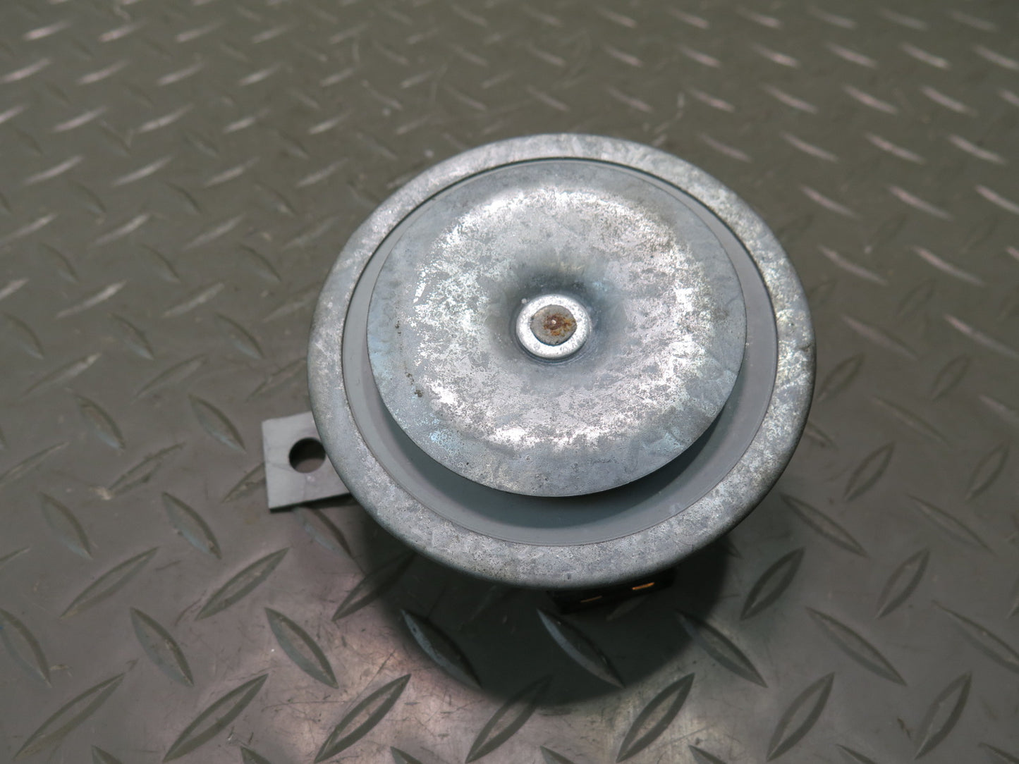 1999-2004 Porsche 911 996 Anti Theft Alarm Horn Siren