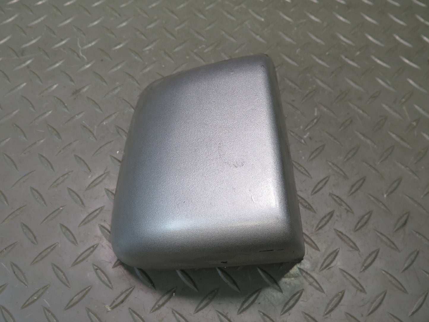 1999-2001 Porsche 911 996 Rear Left & Right Bumper Guard Arctic Silver Set of 2