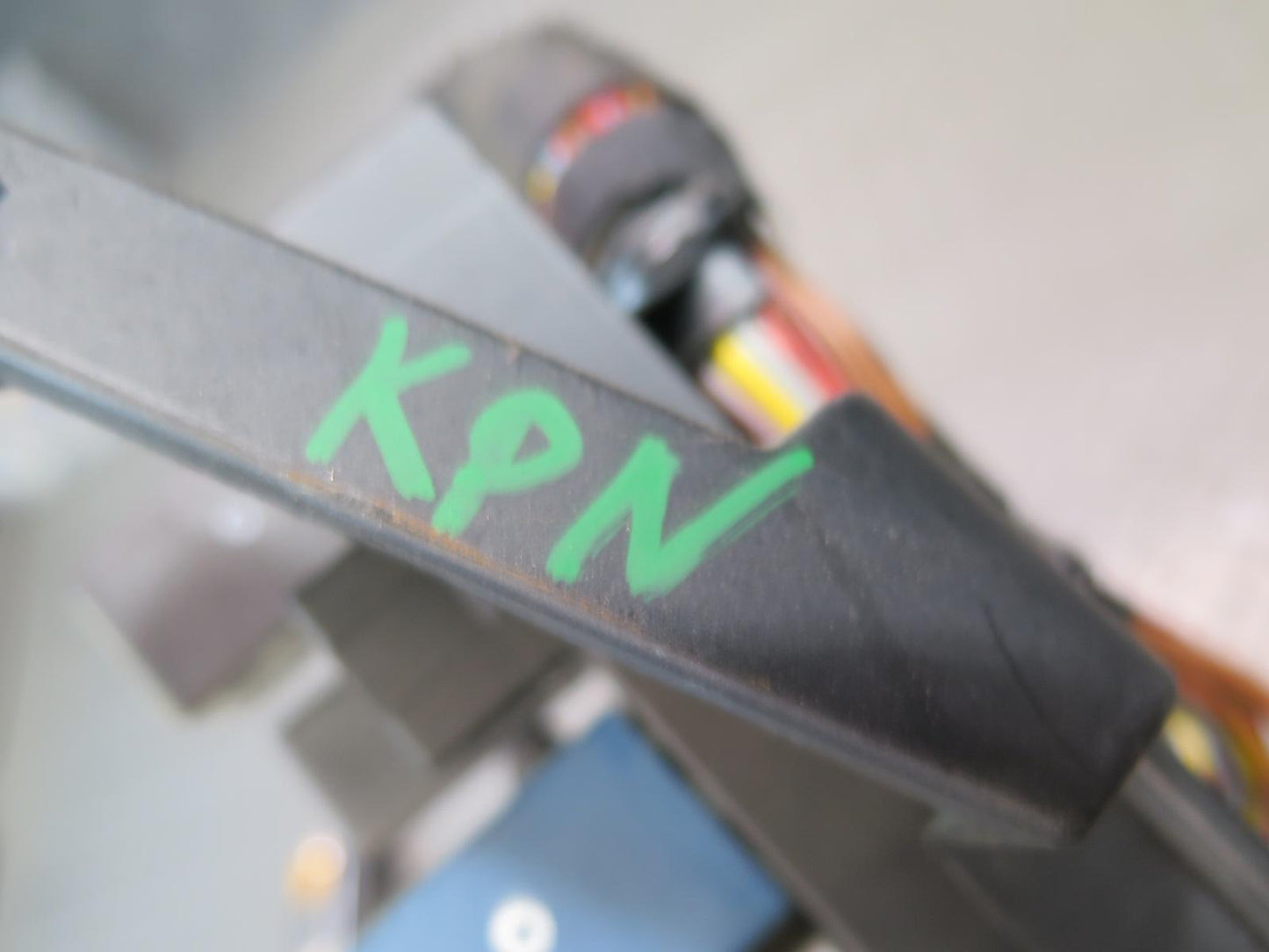 1999 Porsche 911 996 Junction Fuse Relay Box Module Unit