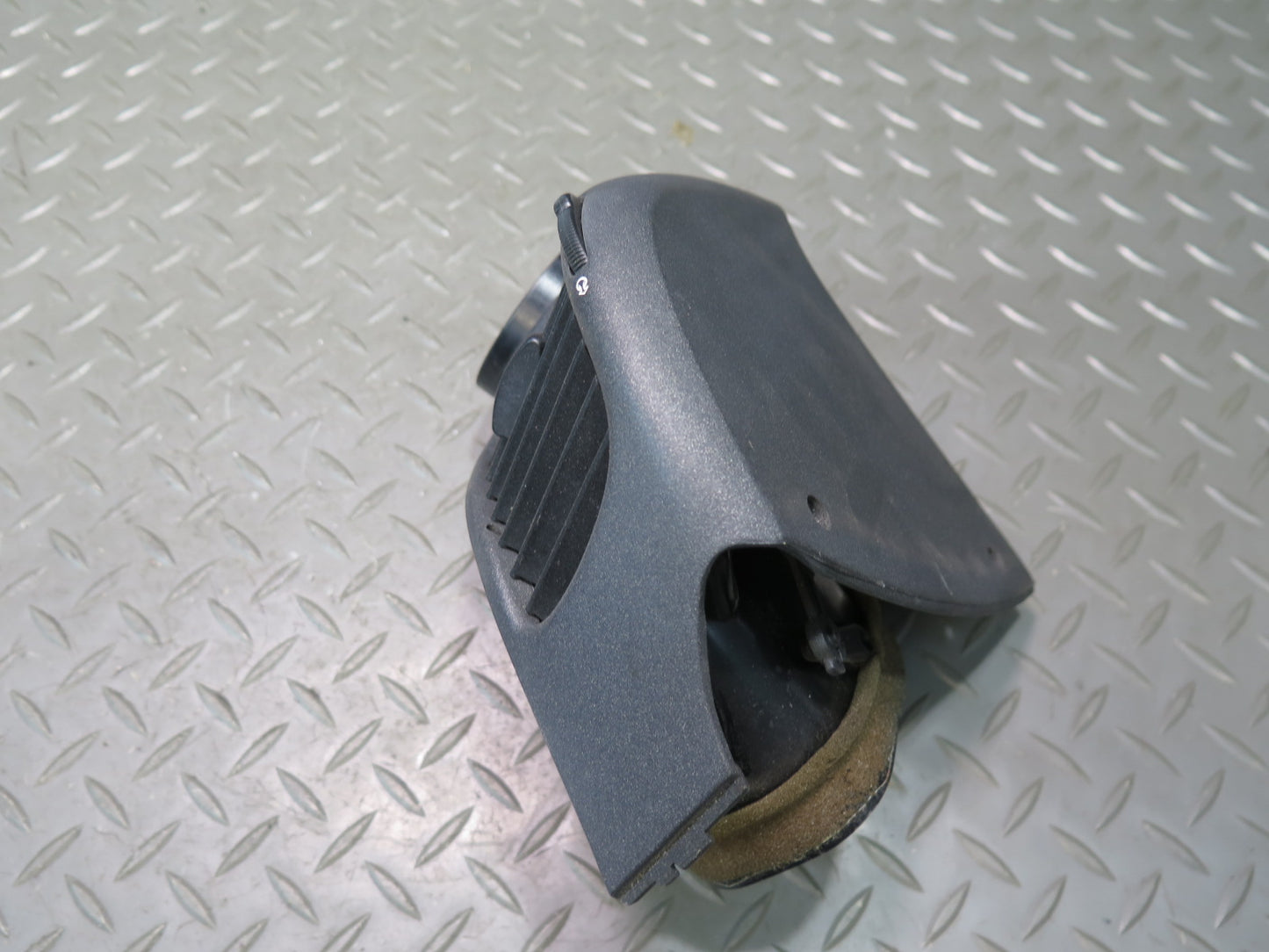 1999 Porsche 911 996 Dash Front Left & Right A/C Air Vent Grille Set of 2